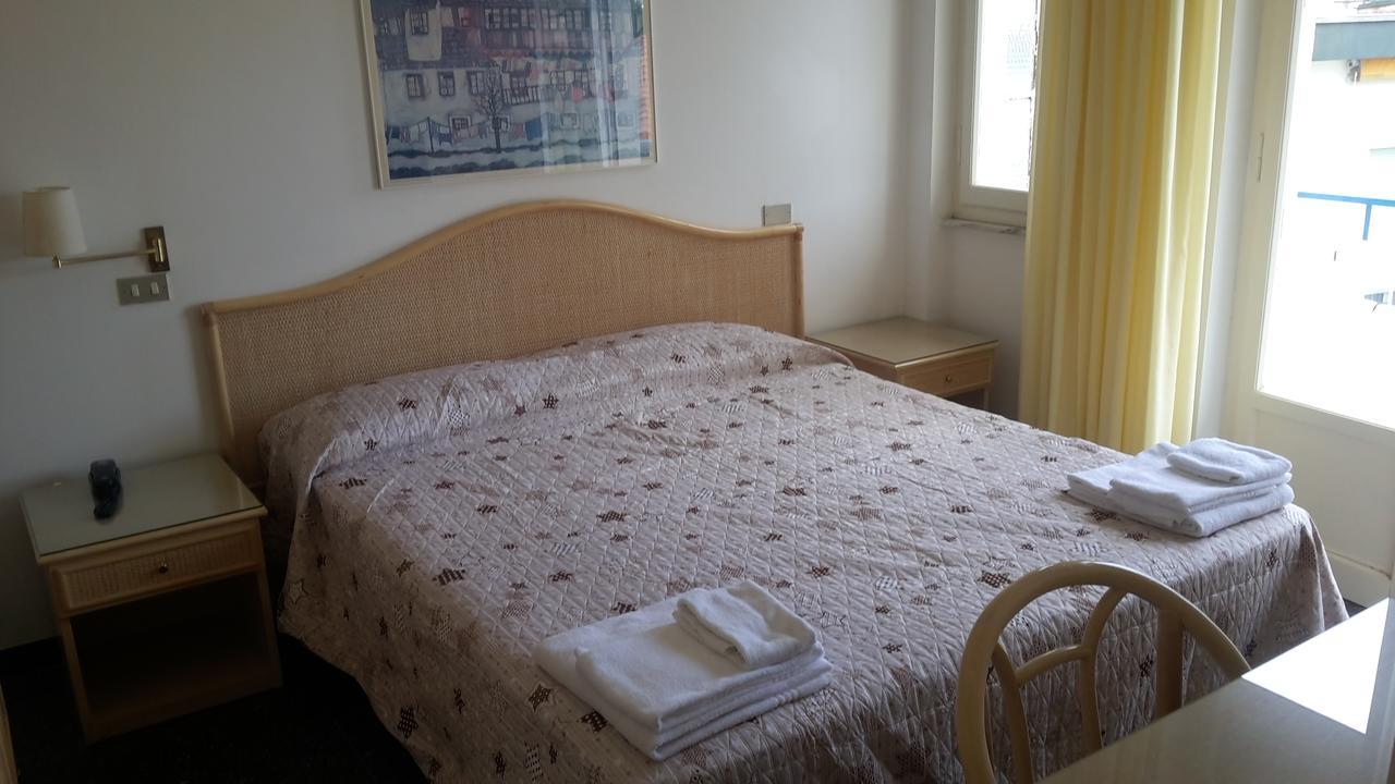 Hotel La Giara เชลเล ลีกูเร ภายนอก รูปภาพ